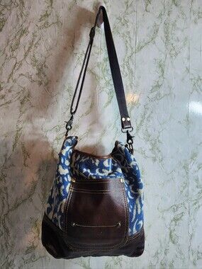 Myra Bag Bucket Bag Crossbody